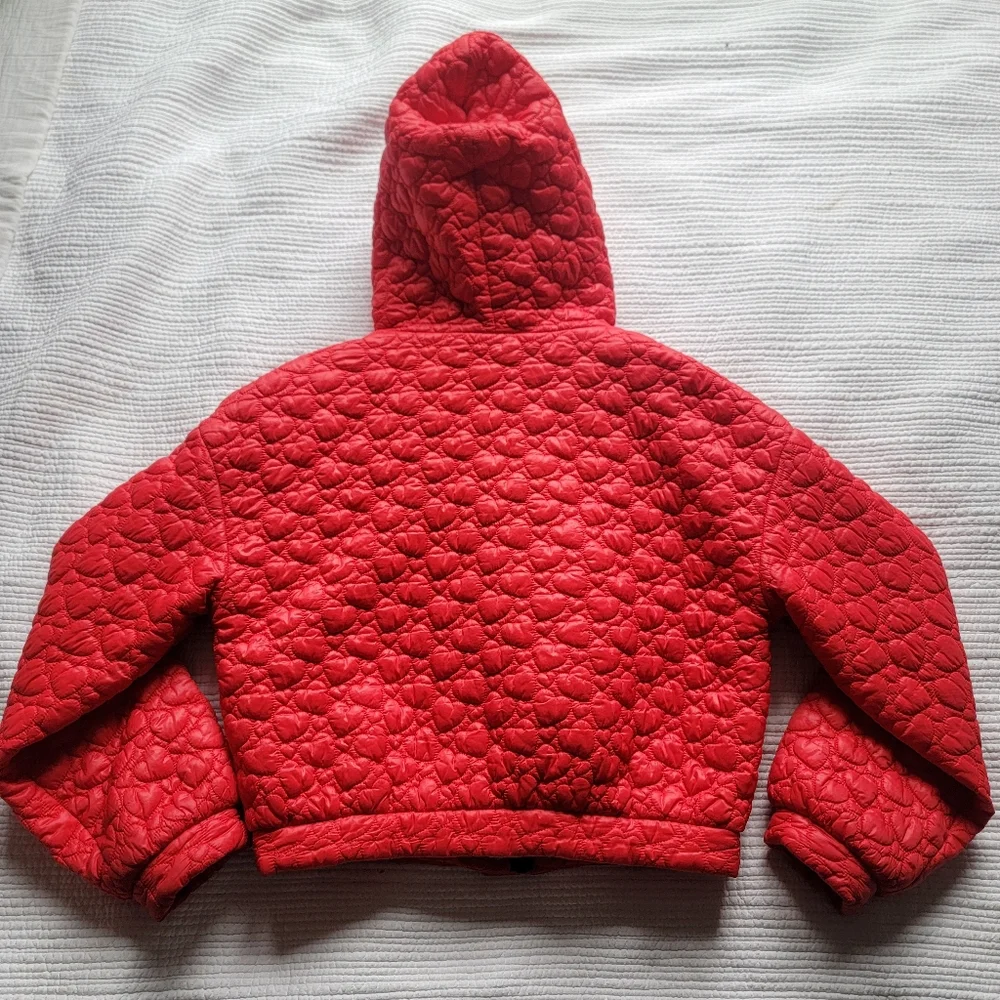 NWOT Urban Outfitters Red Heart Pattern Cropped Puffer Jacket - Picture 8 of 8